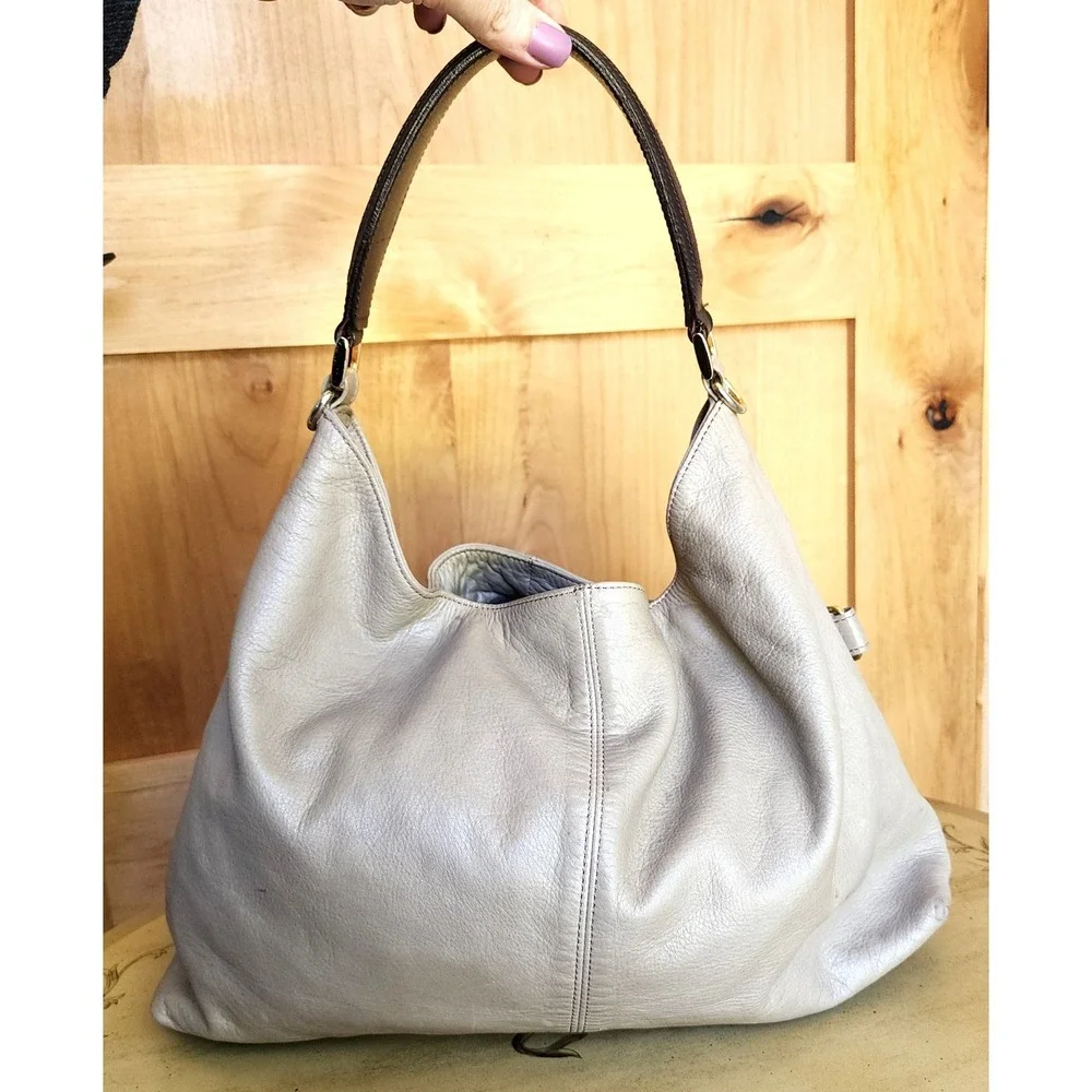1 Metre Carre 100% Leather‎ Gray Beige Slouchy Handbag Quiet Luxury Minimalist